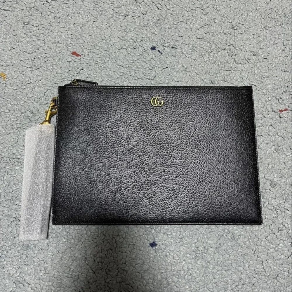 Gucci Black Leather Wristlet - Picture 2 of 8